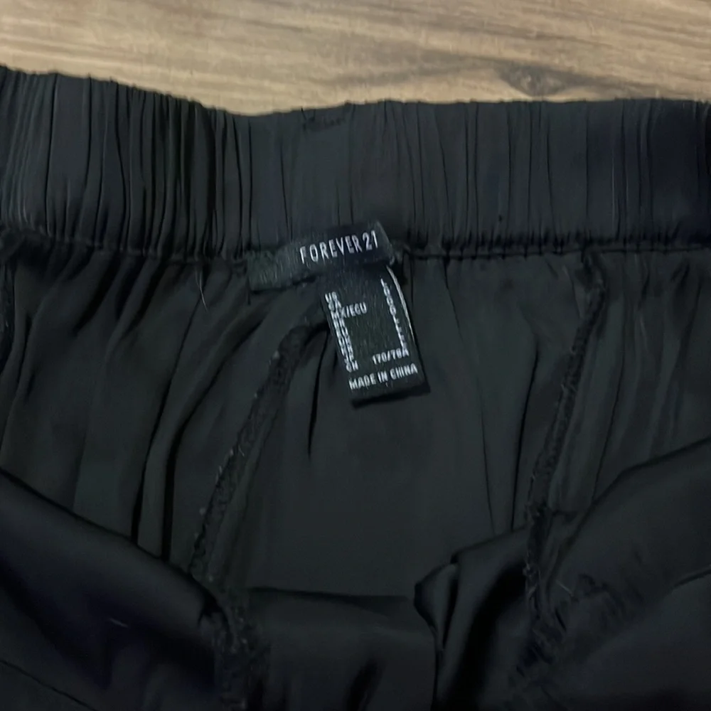 Silky Flowy Shorts - Picture 8 of 10